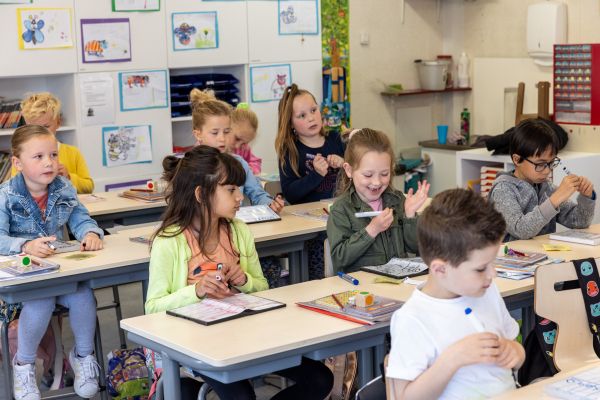 Wanneer zijn de schoolvakanties en studiedagen?